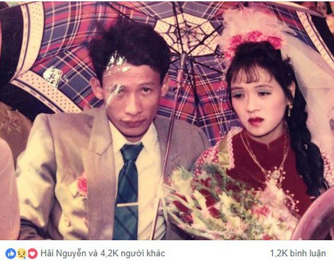 Khoe ảnh cưới, giới trẻ kể gì về chuyện kết hôn của bố mẹ? - Ảnh 1. Khoe ảnh cưới, giới trẻ kể gì về chuyện kết hôn của bố mẹ? - Ảnh 1.