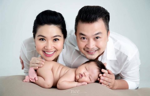 Sau ba tháng sinh con, Lê Khánh đại náo Hiến tài... hái tiền - Ảnh 3. Sau ba tháng sinh con, Lê Khánh đại náo Hiến tài... hái tiền - Ảnh 3.