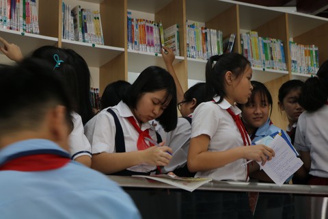 Học sinh làm thơ, vẽ tranh, đóng kịch từ những bài báo - Ảnh 5. Học sinh làm thơ, vẽ tranh, đóng kịch từ những bài báo - Ảnh 5.