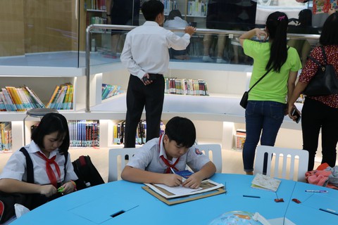 Học sinh làm thơ, vẽ tranh, đóng kịch từ những bài báo - Ảnh 6. Học sinh làm thơ, vẽ tranh, đóng kịch từ những bài báo - Ảnh 6.