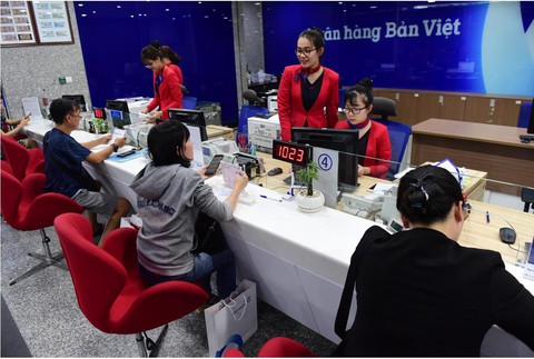 Cuối năm, gửi tiền ở đâu cho lợi? - Ảnh 3. Cuối năm, gửi tiền ở đâu cho lợi? - Ảnh 3.