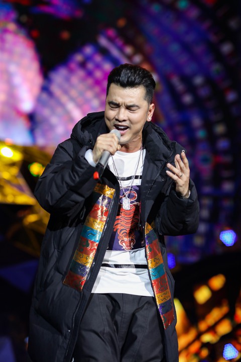 Mỹ Tâm, Sơn Tùng, Đông Nhi khiến fan “khản giọng” tại Tiger Remix 2019 - Ảnh 4. Mỹ Tâm, Sơn Tùng, Đông Nhi khiến fan “khản giọng” tại Tiger Remix 2019 - Ảnh 4.
