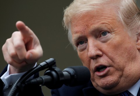 Ông Trump dọa ban bố tình trạng khẩn cấp để xây tường biên giới - Ảnh 1. Ông Trump dọa ban bố tình trạng khẩn cấp để xây tường biên giới - Ảnh 1.