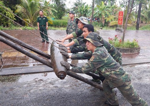 Hủy hơn 10 tấn bom, mìn trong một ngày - Ảnh 1. Hủy hơn 10 tấn bom, mìn trong một ngày - Ảnh 1.