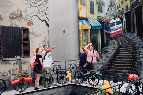 Quán cà phê toàn đồ tái chế giữa phố cổ Hà Nội - Ảnh 3. Quán cà phê toàn đồ tái chế giữa phố cổ Hà Nội - Ảnh 3.