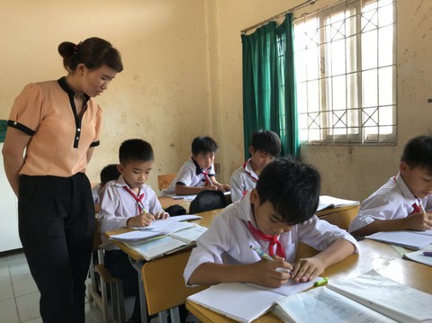 Bộ trưởng Phùng Xuân Nhạ: Sớm công bố đường hướng đổi mới giáo dục - Ảnh 2. Bộ trưởng Phùng Xuân Nhạ: Sớm công bố đường hướng đổi mới giáo dục - Ảnh 2.