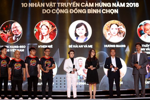 Đêm chạy sô nhận 4 giải thưởng khó quên của Huỳnh Lập - Ảnh 1. Đêm chạy sô nhận 4 giải thưởng khó quên của Huỳnh Lập - Ảnh 1.