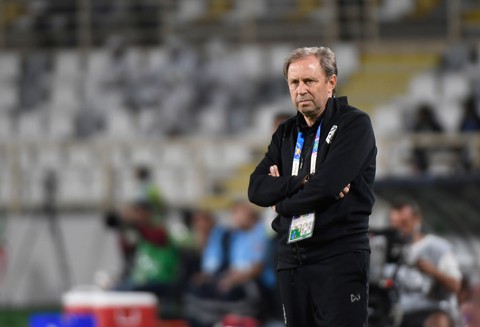 Thảm bại ở trận ra quân Asian Cup, Thái Lan sa thải HLV Rajevac - Ảnh 1. Thảm bại ở trận ra quân Asian Cup, Thái Lan sa thải HLV Rajevac - Ảnh 1.