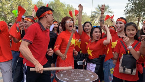 Công Phượng, Xuân Trường và Hồng Duy đá chính trận gặp Iraq - Ảnh 8. Công Phượng, Xuân Trường và Hồng Duy đá chính trận gặp Iraq - Ảnh 8.