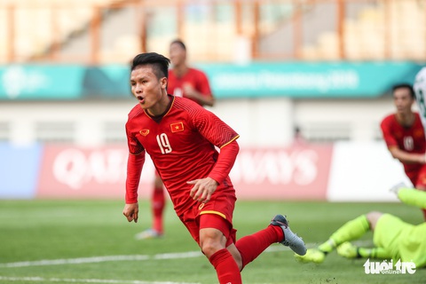 Cầu thủ Quang Hải và phó giáo sư trẻ nhất là Gương mặt trẻ thủ đô 2018 - Ảnh 1. Cầu thủ Quang Hải và phó giáo sư trẻ nhất là Gương mặt trẻ thủ đô 2018 - Ảnh 1.