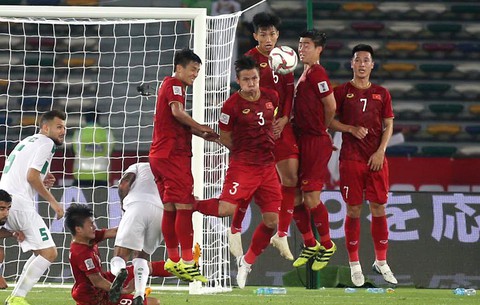 Tuyển Việt Nam - Iraq 2-3 Một trận thua đáng tiếc - Ảnh 1. Tuyển Việt Nam - Iraq 2-3 Một trận thua đáng tiếc - Ảnh 1.