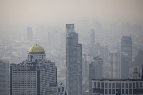 Khói bụi mù mịt, Bangkok sẽ cấm xe xả khói ô nhiễm thêm - Ảnh 1. Khói bụi mù mịt, Bangkok sẽ cấm xe xả khói ô nhiễm thêm - Ảnh 1.