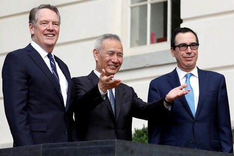 Ông Trump viết Twitter: Sẽ gặp Phó thủ tướng Trung Quốc ngày mai 11-10 - Ảnh 1. Ông Trump viết Twitter: Sẽ gặp Phó thủ tướng Trung Quốc ngày mai 11-10 - Ảnh 1.