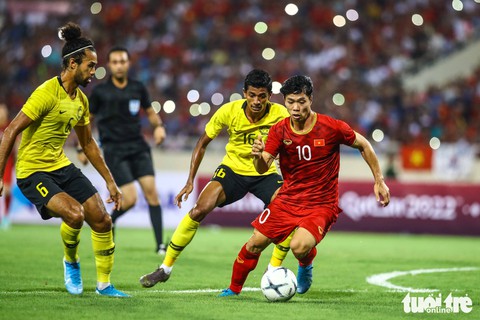 Chùm ảnh ấn tượng trận Việt Nam - Malaysia 1-0 - Ảnh 5. Chùm ảnh ấn tượng trận Việt Nam - Malaysia 1-0 - Ảnh 5.