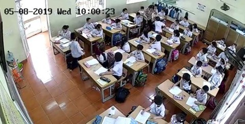 Camera giúp thầy cô kìm cơn nóng giận, tại sao không? - Ảnh 1. Camera giúp thầy cô kìm cơn nóng giận, tại sao không? - Ảnh 1.