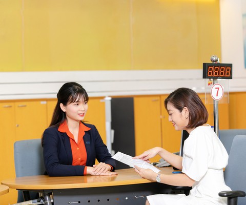 Sacombank dành hơn 25 tỉ đồng tri ân khách hàng - Ảnh 1. Sacombank dành hơn 25 tỉ đồng tri ân khách hàng - Ảnh 1.