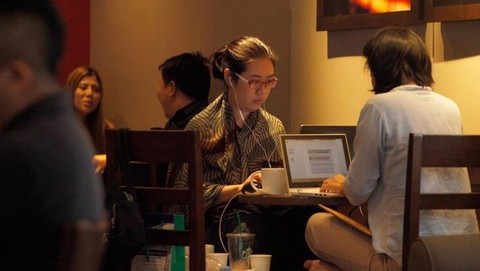 Chính phủ Thái Lan thắt chặt kiểm soát wifi tại các cửa hàng cà phê - Ảnh 1. Chính phủ Thái Lan thắt chặt kiểm soát wifi tại các cửa hàng cà phê - Ảnh 1.