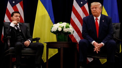 Tổng thống Ukraine lên tiếng về cuộc điện đàm gây chấn động với ông Trump - Ảnh 1. Tổng thống Ukraine lên tiếng về cuộc điện đàm gây chấn động với ông Trump - Ảnh 1.