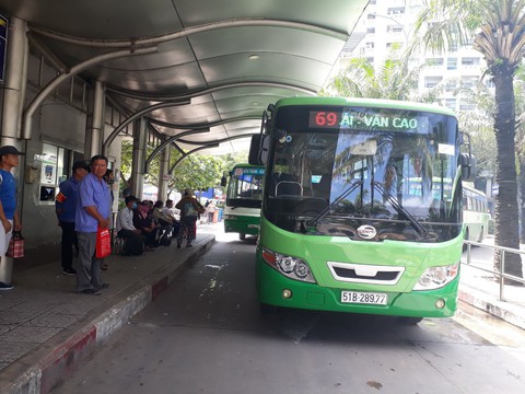 Từ 15-10, tuyến xe buýt 69 nối dài thêm hơn 3km giữ nguyên giá vé - Ảnh 1. Từ 15-10, tuyến xe buýt 69 nối dài thêm hơn 3km giữ nguyên giá vé - Ảnh 1.