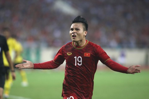 FOX Sports khen Quang Hải, nhận định Việt Nam vượt trội Malaysia - Ảnh 1. FOX Sports khen Quang Hải, nhận định Việt Nam vượt trội Malaysia - Ảnh 1.