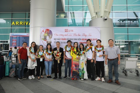 Sinh viên Duy Tân giành giải Á quân tại hội nghị sinh viên ASEAN - YMAC 2019 - Ảnh 3. Sinh viên Duy Tân giành giải Á quân tại hội nghị sinh viên ASEAN - YMAC 2019 - Ảnh 3.