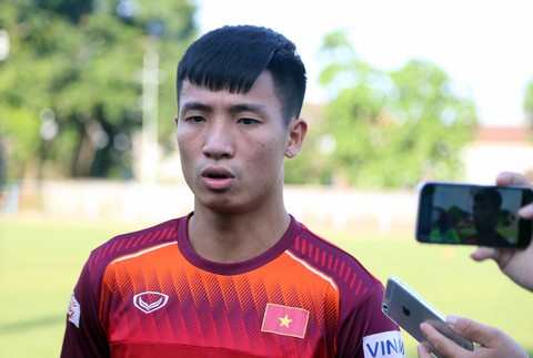 Trung vệ Bùi Tiến Dũng: Không thắng Indonesia là chuyện quá khứ - Ảnh 1. Trung vệ Bùi Tiến Dũng: Không thắng Indonesia là chuyện quá khứ - Ảnh 1.