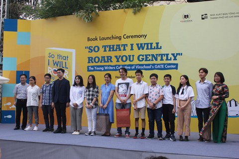 Học sinh lớp 8 viết sách kể bị điểm thấp vì làm bài không giống cô - Ảnh 3. Học sinh lớp 8 viết sách kể bị điểm thấp vì làm bài không giống cô - Ảnh 3.