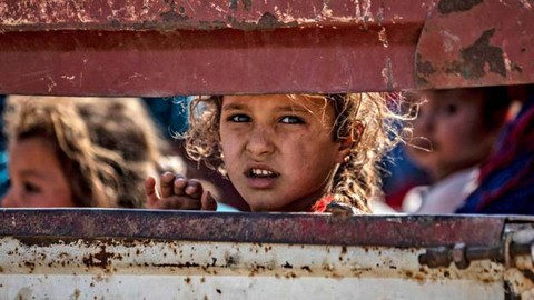 100.000 người Syria phải bỏ nhà cửa vì chiến dịch quân sự của Thổ Nhĩ Kỳ - Ảnh 1. 100.000 người Syria phải bỏ nhà cửa vì chiến dịch quân sự của Thổ Nhĩ Kỳ - Ảnh 1.