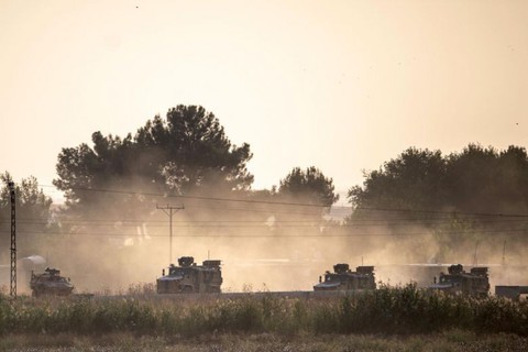 Binh sĩ Mỹ ở Syria bị Thổ pháo kích nhầm, Washington cân nhắc đáp trả - Ảnh 1. Binh sĩ Mỹ ở Syria bị Thổ pháo kích nhầm, Washington cân nhắc đáp trả - Ảnh 1.
