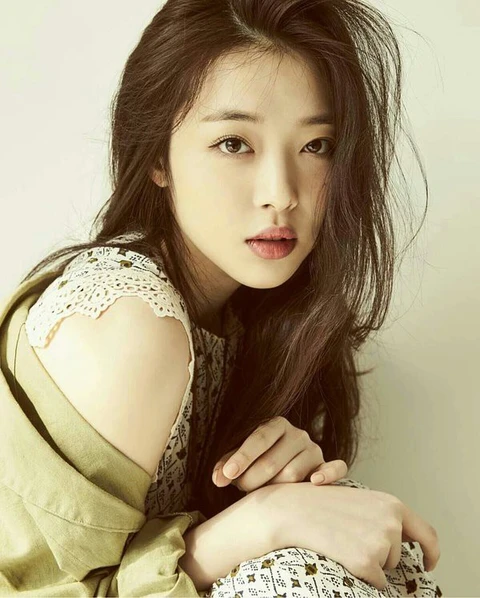 Sulli chết do treo cổ tự tử, người hâm mộ Hàn Quốc không tin nổi sự thật - Ảnh 2. Sulli chết do treo cổ tự tử, người hâm mộ Hàn Quốc không tin nổi sự thật - Ảnh 2.