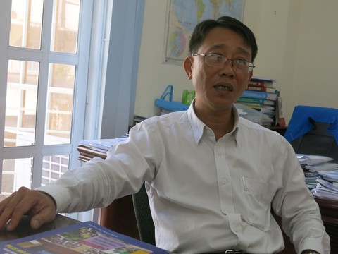 Sống gầm cầu thang vẫn được tính là có nhà ở? - Ảnh 1. Sống gầm cầu thang vẫn được tính là có nhà ở? - Ảnh 1.
