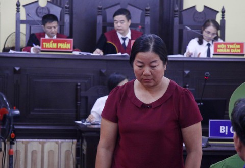 Sau lời nhờ nâng điểm, những túi quà cả trăm triệu để lại - Ảnh 1. Sau lời nhờ nâng điểm, những túi quà cả trăm triệu để lại - Ảnh 1.