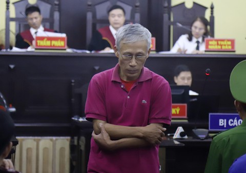 Sau lời nhờ nâng điểm, những túi quà cả trăm triệu để lại - Ảnh 2. Sau lời nhờ nâng điểm, những túi quà cả trăm triệu để lại - Ảnh 2.