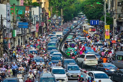 Kiểm tra đột xuất khí thải ôtô ở Hà Nội và TP. Hồ Chí Minh - Ảnh 1. Kiểm tra đột xuất khí thải ôtô ở Hà Nội và TP. Hồ Chí Minh - Ảnh 1.