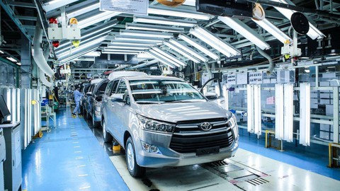 Toyota chinh phục khách hàng Việt với cam kết chất lượng - Ảnh 1. Toyota chinh phục khách hàng Việt với cam kết chất lượng - Ảnh 1.