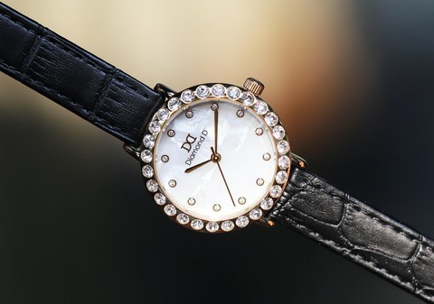 Đăng Quang Watch giảm giá đến 30% kèm nhiều ưu đãi dịp 20/10 - Ảnh 1. Đăng Quang Watch giảm giá đến 30% kèm nhiều ưu đãi dịp 20/10 - Ảnh 1.