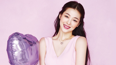 Sulli treo cổ tự tử: bi kịch dạy làm thần tượng, ai dạy làm người - Ảnh 3. Sulli treo cổ tự tử: bi kịch dạy làm thần tượng, ai dạy làm người - Ảnh 3.