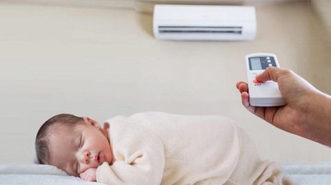 Nên cho trẻ sơ sinh nằm quạt hay điều hòa? - Ảnh 1. Nên cho trẻ sơ sinh nằm quạt hay điều hòa? - Ảnh 1.