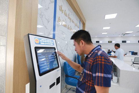 Ngôi sao sáng về cải cách hành chính - Ảnh 2. Ngôi sao sáng về cải cách hành chính - Ảnh 2.
