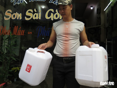 Chưa hoàn hồn vụ cháy Rạng Đông, dân Hạ Đình lại khổ vì nước - Ảnh 7. Chưa hoàn hồn vụ cháy Rạng Đông, dân Hạ Đình lại khổ vì nước - Ảnh 7.