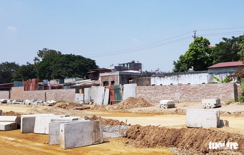 Bắt giang hồ Hải vổ điều tra hành vi chiếm đất - Ảnh 2. Bắt giang hồ Hải vổ điều tra hành vi chiếm đất - Ảnh 2.