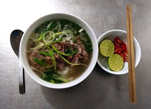 Nấu phở: tinh tế từng gia vị - Ảnh 2. Nấu phở: tinh tế từng gia vị - Ảnh 2.