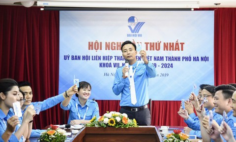 Anh Nguyễn Đức Tiến làm chủ tịch Hội LHTN TP Hà Nội - Ảnh 1. Anh Nguyễn Đức Tiến làm chủ tịch Hội LHTN TP Hà Nội - Ảnh 1.