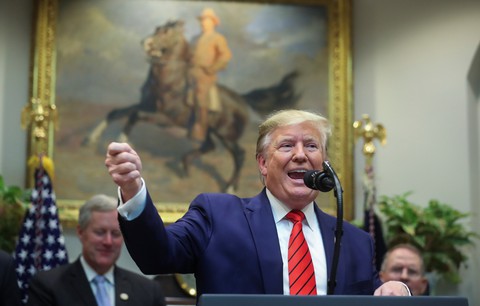 Ông Trump buông nhưng không bỏ Syria - Ảnh 1. Ông Trump buông nhưng không bỏ Syria - Ảnh 1.