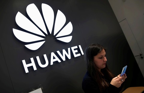 Doanh thu Huawei tăng 86 tỉ USD, phần nhờ người Trung Quốc mua hàng Trung Quốc - Ảnh 1. Doanh thu Huawei tăng 86 tỉ USD, phần nhờ người Trung Quốc mua hàng Trung Quốc - Ảnh 1.