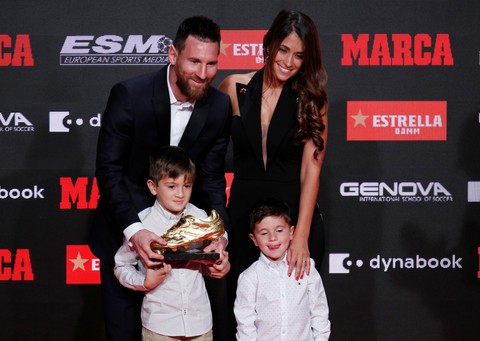 Messi lần thứ 6 đoạt Chiếc giày vàng châu Âu - Ảnh 5. Messi lần thứ 6 đoạt Chiếc giày vàng châu Âu - Ảnh 5.