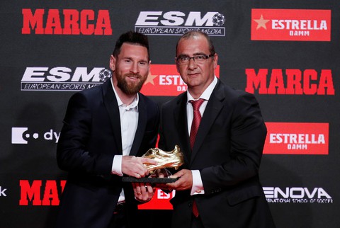 Messi lần thứ 6 đoạt Chiếc giày vàng châu Âu - Ảnh 3. Messi lần thứ 6 đoạt Chiếc giày vàng châu Âu - Ảnh 3.