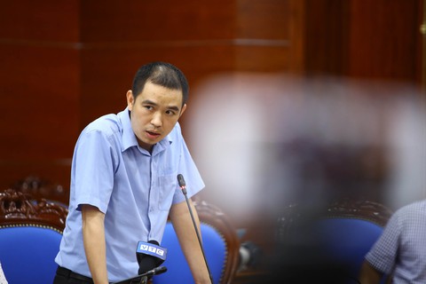Phó giám đốc Công ty nước sạch Sông Đà không xin lỗi, chờ cơ quan chức năng - Ảnh 2. Phó giám đốc Công ty nước sạch Sông Đà không xin lỗi, chờ cơ quan chức năng - Ảnh 2.