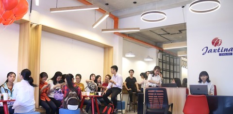 Học tiếng Anh chỉ 1.200.000đ - 1.600.000đ/tháng tại Jaxtina - Ảnh 1. Học tiếng Anh chỉ 1.200.000đ - 1.600.000đ/tháng tại Jaxtina - Ảnh 1.