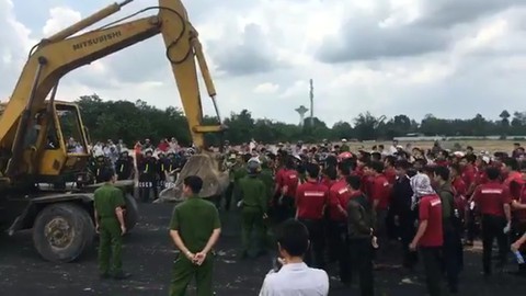 Vụ Alibaba: Nguyễn Thái Luyện đã chỉ đạo nhân viên làm lớn chuyện, gây rúng động - Ảnh 2. Vụ Alibaba: Nguyễn Thái Luyện đã chỉ đạo nhân viên làm lớn chuyện, gây rúng động - Ảnh 2.